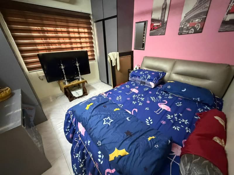 Taman Desa Jaya untuk Untuk Dijual - RM 700,000, Mac 2026 - Bedroom - PropertyGuru.com.my