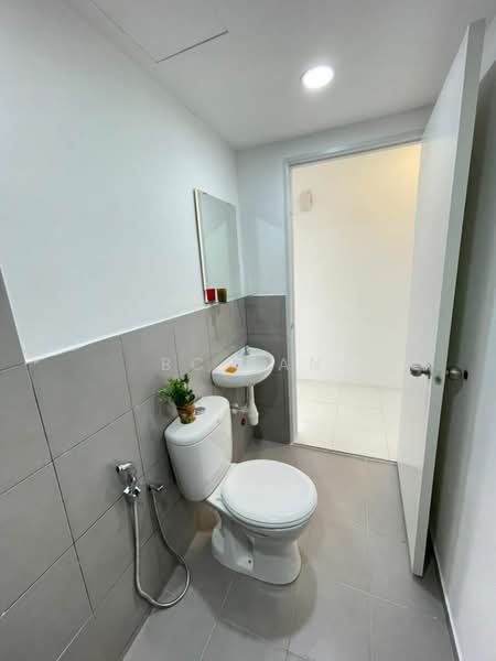 Residensi Enesta untuk Untuk Disewa - RM 1,500 /bulan, Mac 2026 - Bathroom - PropertyGuru.com.my