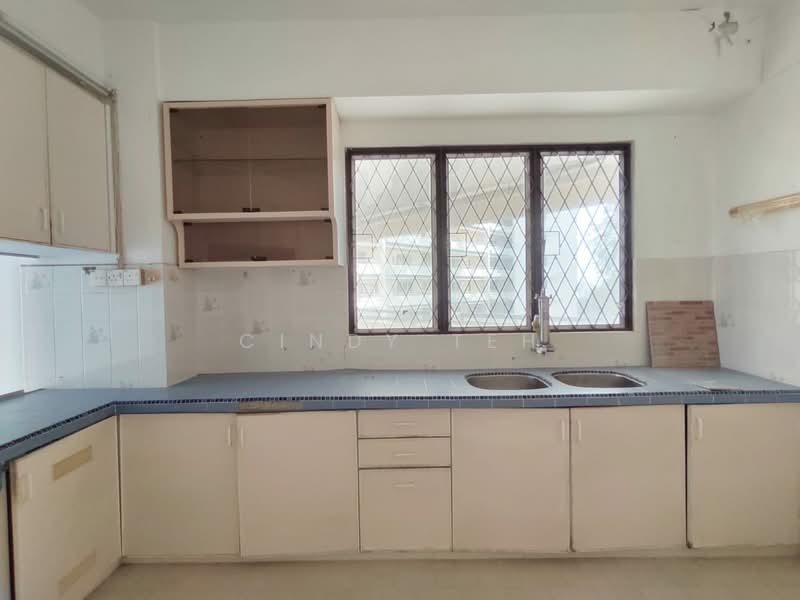 Condominium for Sale at The Reef Condominium - Cindy Teh - Kitchen - PropertyGuru.com.my