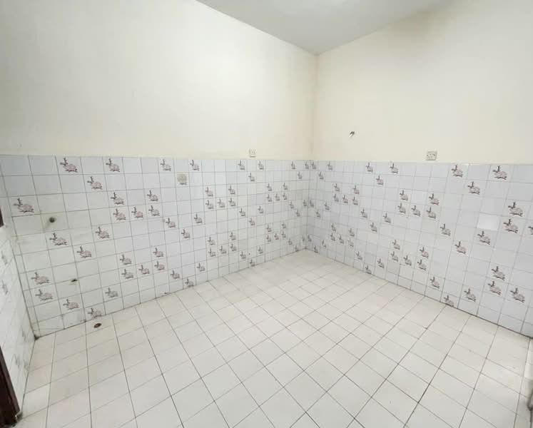 Taman Bukit Maluri untuk Untuk Dijual - RM 1,050,000, Mac 2026 - Kitchen - PropertyGuru.com.my