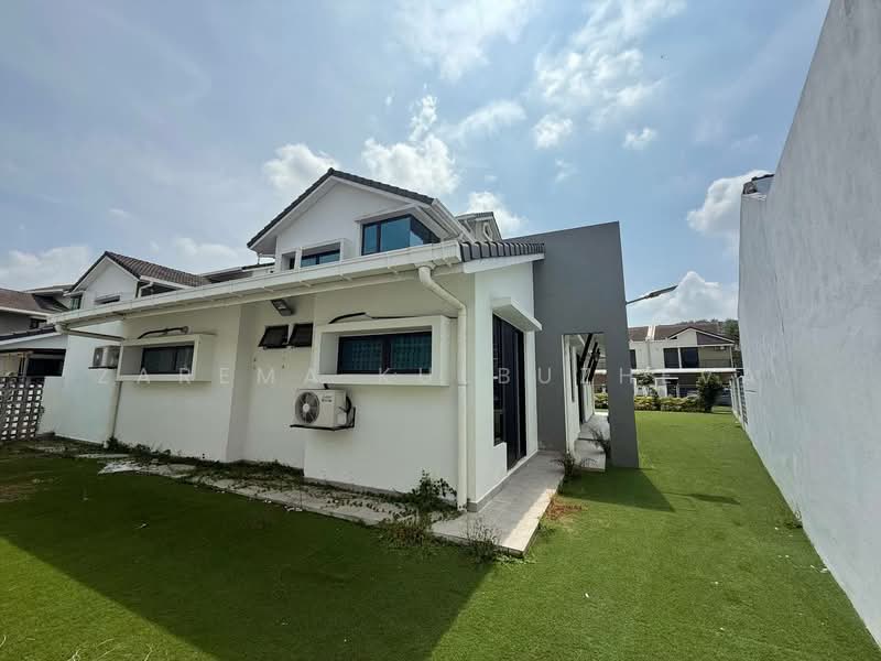 Bungalow for Sale in Puncak Bestari (Puncak Alam) - Zarema Kulbuzheva - Exterior - PropertyGuru.com.my