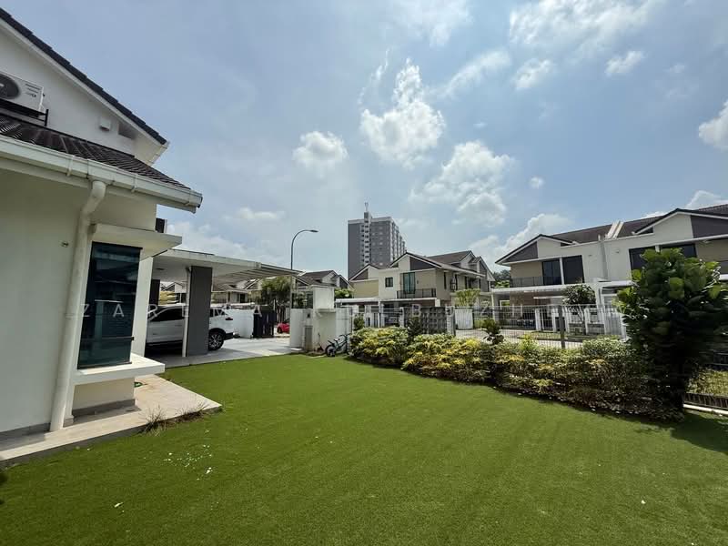 Bungalow for Sale in Puncak Bestari (Puncak Alam) - Zarema Kulbuzheva - Exterior - PropertyGuru.com.my