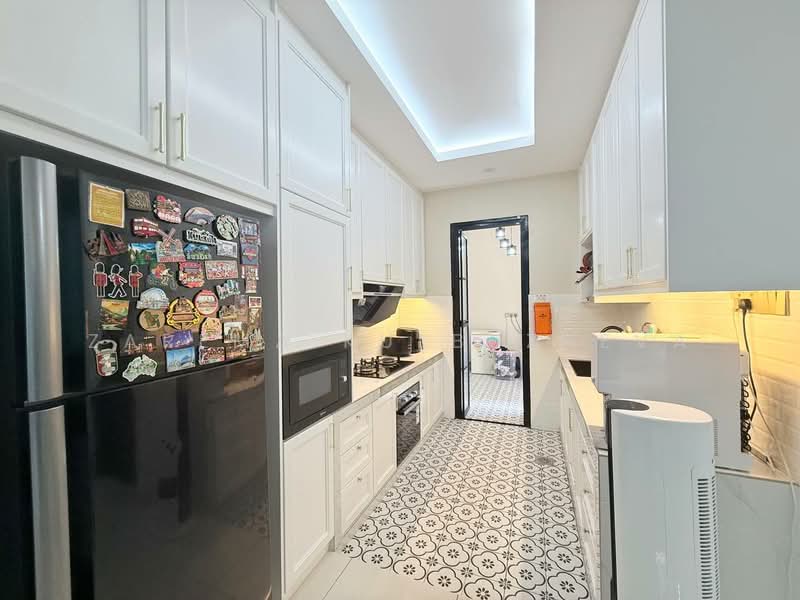 Bungalow for Sale in Puncak Bestari (Puncak Alam) - Zarema Kulbuzheva - Kitchen - PropertyGuru.com.my