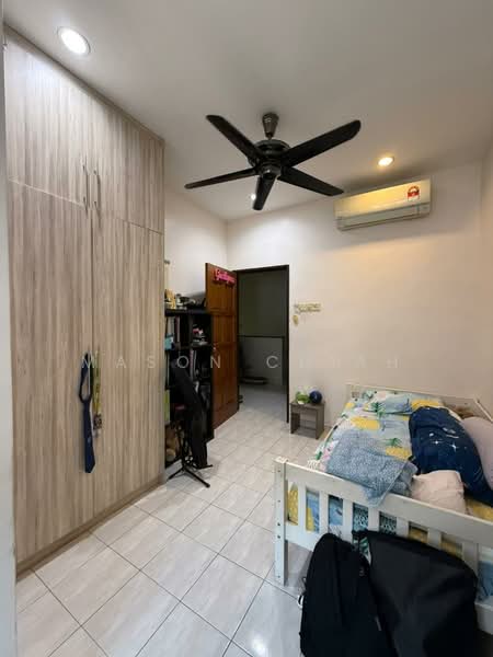 2-storey Terraced House for Sale in Bandar Bukit Tinggi 2 (Klang) - Mason Chiah - Bedroom - PropertyGuru.com.my