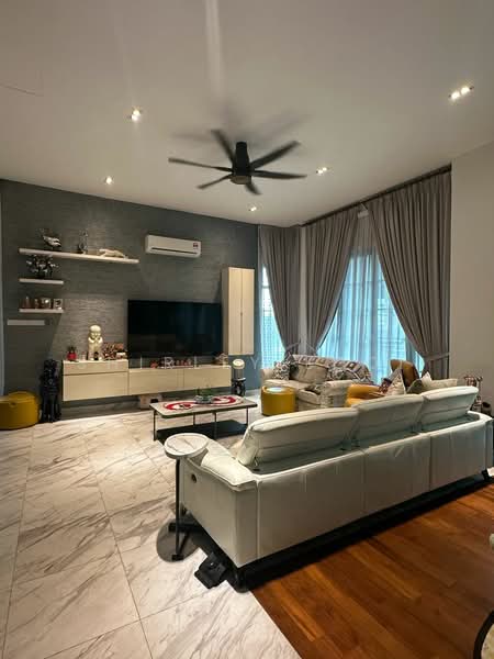 Semi-Detached House for Sale in Bukit Jelutong (Shah Alam) - Shirley Looi - Living Room - PropertyGuru.com.my