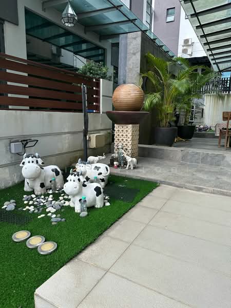 Semi-Detached House for Sale in Bukit Jelutong (Shah Alam) - Shirley Looi - PropertyGuru.com.my