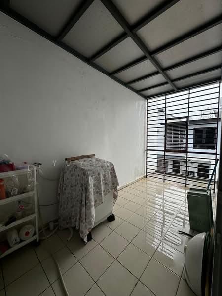 2-storey Terraced House for Sale in Johor Bahru (Johor) - YUYIN POH - Balcony - PropertyGuru.com.my