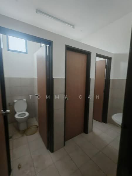 kulim Industrial 3-Storey Detached Factory Warehouse 20,989 sqft For Rent untuk Untuk Disewa - RM 54,000 /bulan, Mac 2026 - Bathroom - PropertyGuru.com.my