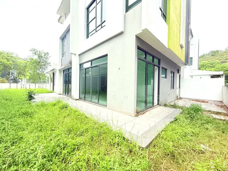 Bungalow for Sale in Bandar Country Homes (Rawang) - Jack Cheng - Exterior - PropertyGuru.com.my