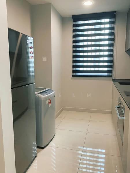 Service Residence for Sale at Datum Jelatek (LINQ Sky Residence) - Kate Lim - Kitchen - PropertyGuru.com.my