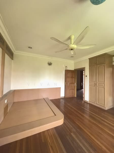 Bungalow House for Sale in Taman Sri Andalas (Klang) - Vivan Tan - Bedroom - PropertyGuru.com.my