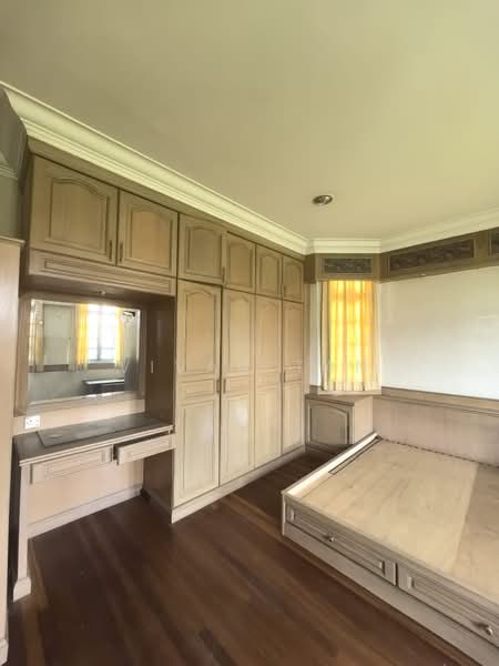 Bungalow House for Sale in Taman Sri Andalas (Klang) - Vivan Tan - Bedroom - PropertyGuru.com.my