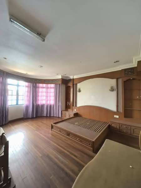 Bungalow House for Sale in Taman Sri Andalas (Klang) - Vivan Tan - Bedroom - PropertyGuru.com.my