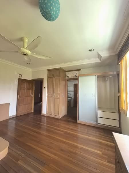 Bungalow House for Sale in Taman Sri Andalas (Klang) - Vivan Tan - Bedroom - PropertyGuru.com.my