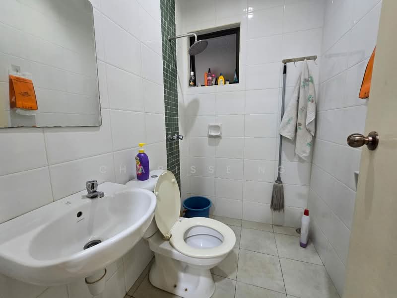 2-storey Terraced House for Sale in Bandar Sungai Long (Selangor) - Charisse Ng - Bathroom - PropertyGuru.com.my