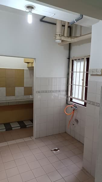 Kondominium untuk Disewa di Midah Ria Condominium - NH Kee - Kitchen - PropertyGuru.com.my