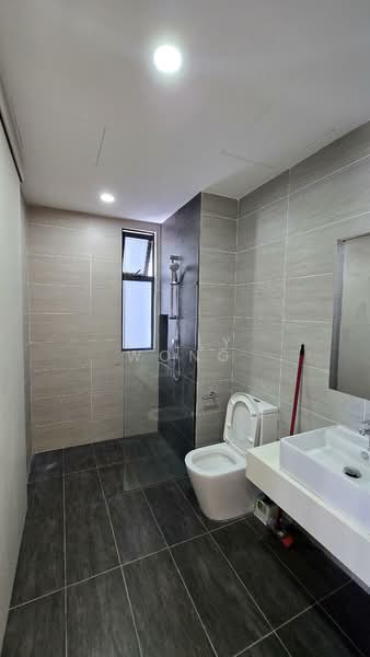 Trion @ KL untuk Untuk Disewa - RM 2,600 /bulan, Apr 2026 - Bathroom - PropertyGuru.com.my