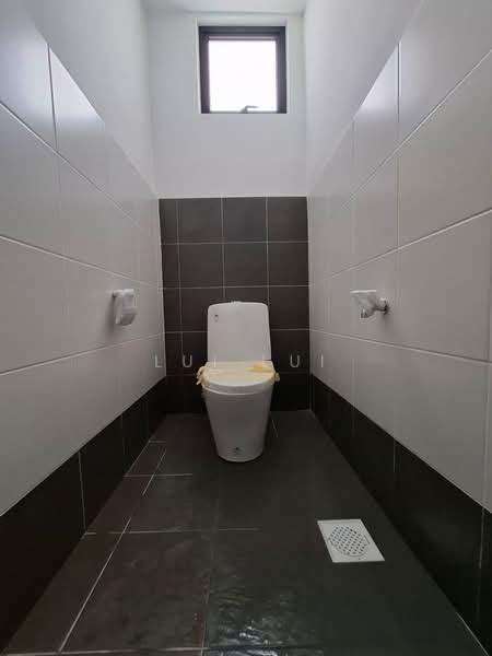 Shop for Rent in Kota Masai (Pasir Gudang) - Lui Lui - Bathroom - PropertyGuru.com.my