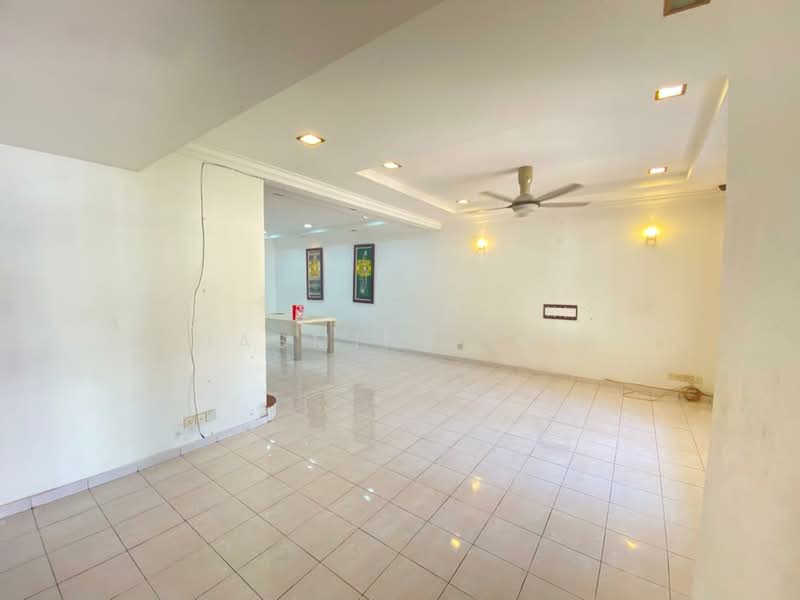 Kota Kemuning untuk Untuk Dijual - RM 650,000, Mac 2026 - Living Room - PropertyGuru.com.my