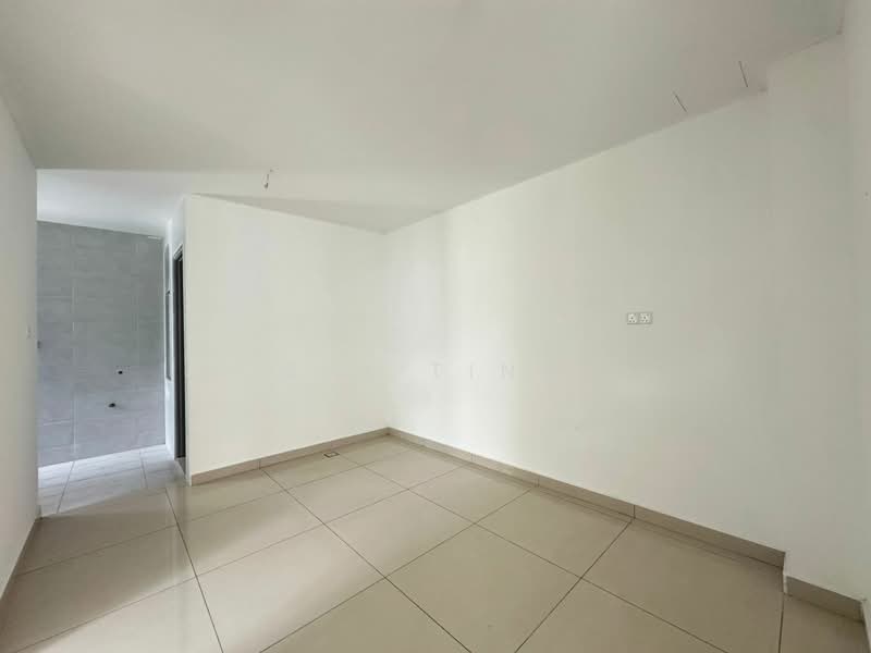 Cluster House for Sale in Taman Bestari Indah (Ulu Tiram) - Shi Ting - Interior - PropertyGuru.com.my