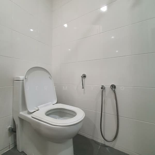 4-storey Terraced House for Rent in Batu 9 (Cheras) - Jeremy Yong - Bathroom - PropertyGuru.com.my
