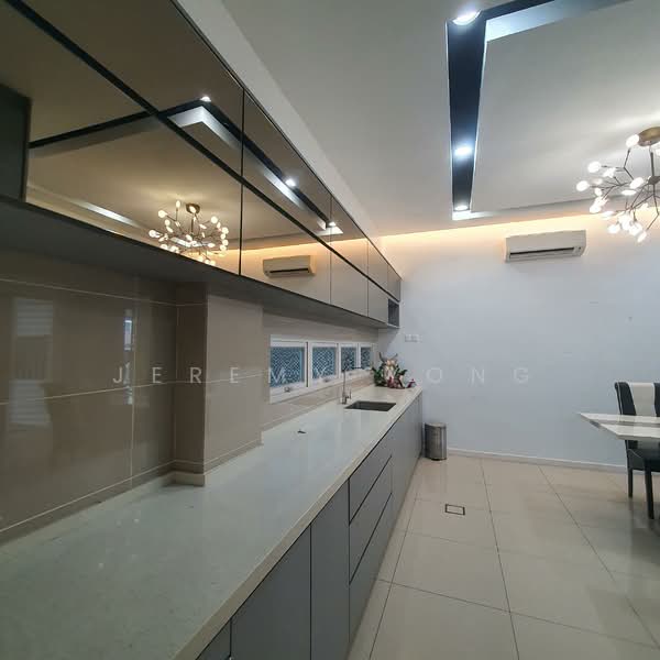 4-storey Terraced House for Rent in Batu 9 (Cheras) - Jeremy Yong - Kitchen - PropertyGuru.com.my
