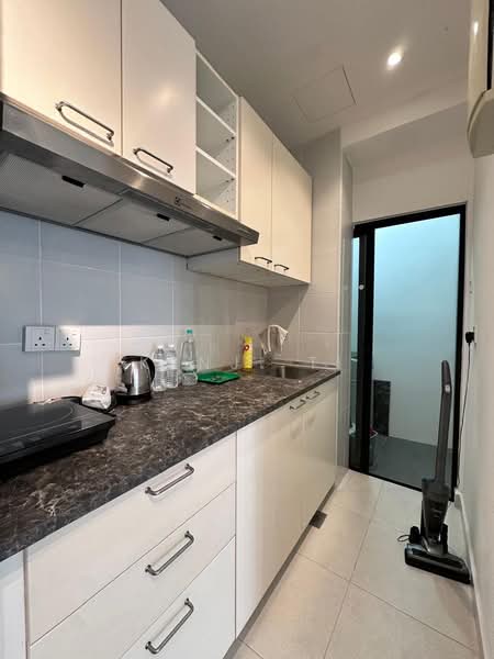 Service Residence for Sale at VIM 3 @ Desa Park North - Kenji Ti - Kitchen - PropertyGuru.com.my