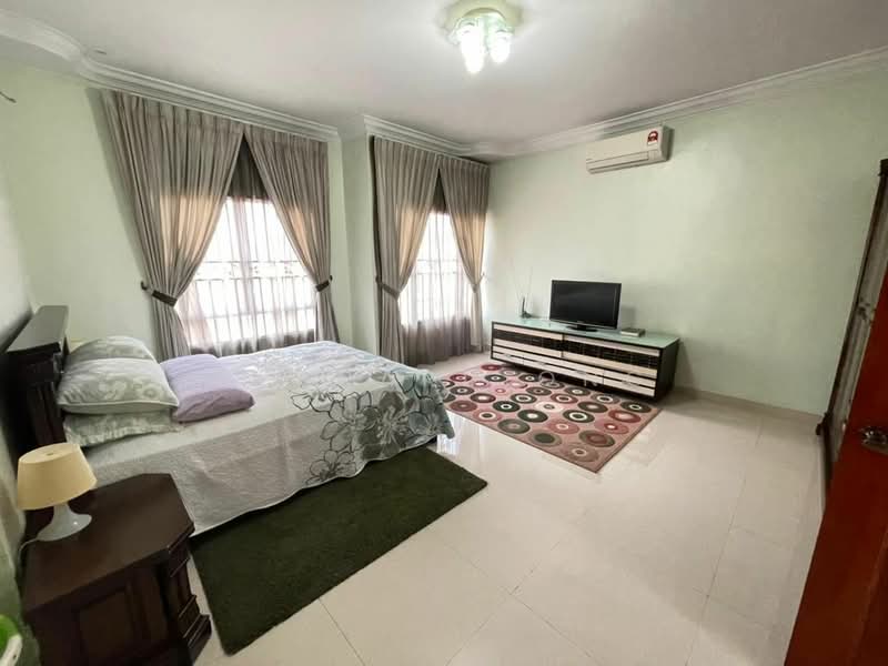 2-storey Terraced House for Sale in Bandar Tasik Puteri (Rawang) - Bernard Ong - Bedroom - PropertyGuru.com.my