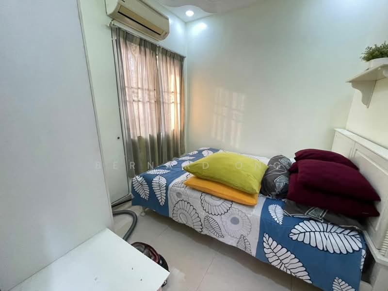 2-storey Terraced House for Sale in Bandar Tasik Puteri (Rawang) - Bernard Ong - Bedroom - PropertyGuru.com.my