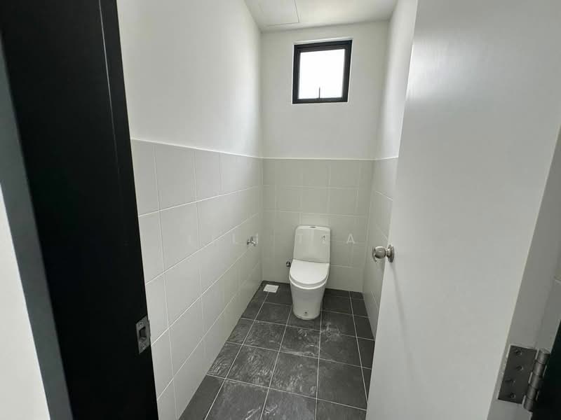 Eco Botanic @ Eco Boulevard 2 untuk Untuk Disewa - RM 3,500 /bulan, Mac 2026 - Bathroom - PropertyGuru.com.my