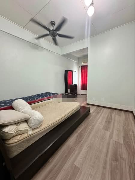 Terraced House for Sale in Bandar Puteri Klang (Klang) - Louis Chan - Bedroom - PropertyGuru.com.my