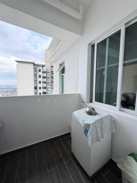 TriTower Residence @ Johor Bahru Sentral untuk Untuk Dijual - RM 1,360,000, Mac 2026 - Balcony - PropertyGuru.com.my
