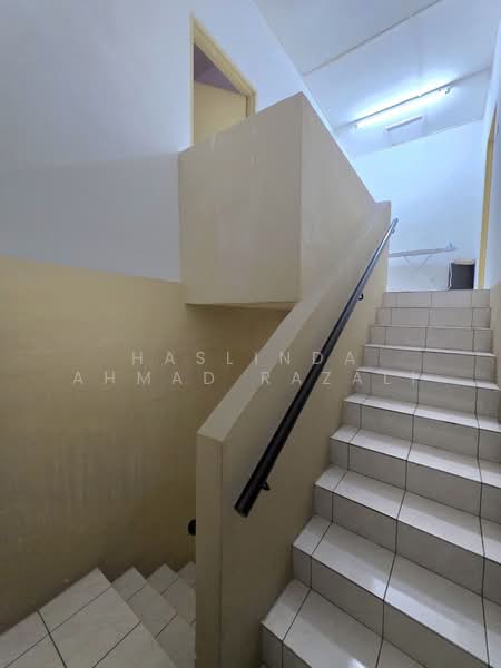 2-storey Terraced House for Sale in Balakong (Selangor) - Haslinda Ahmad Razali - Corridor - PropertyGuru.com.my