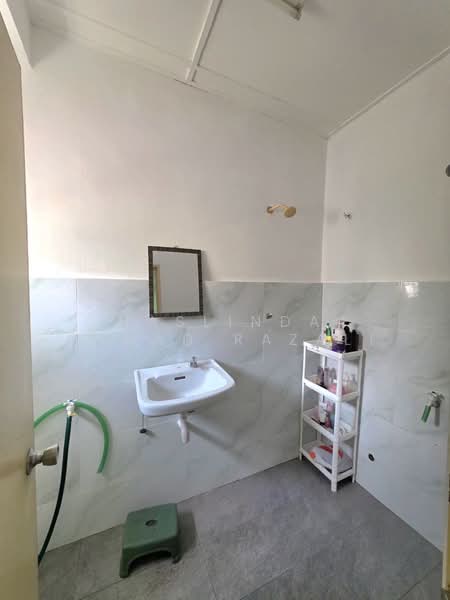 2-storey Terraced House for Sale in Balakong (Selangor) - Haslinda Ahmad Razali - Bathroom - PropertyGuru.com.my
