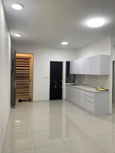 Condominium for Rent at TRI PINNACLE - Jocellynn Lee - Kitchen - PropertyGuru.com.my