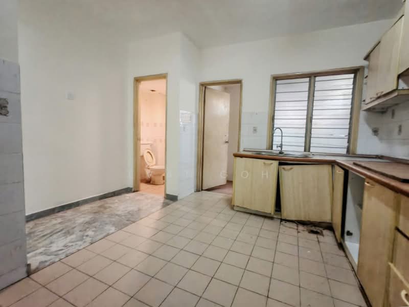 BK5 untuk Untuk Dijual - RM 780,000, Mac 2026 - Kitchen - PropertyGuru.com.my