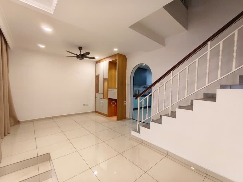 Johor Jaya Double Storey Terrace With Fully Furnished untuk Untuk Disewa - RM 2,700 /bulan, Mac 2026 - PropertyGuru.com.my