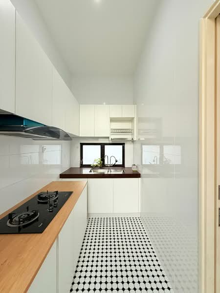 3-storey Terraced House for Sale in Cyberjaya (Selangor) - BILYA ARIFF - Kitchen - PropertyGuru.com.my