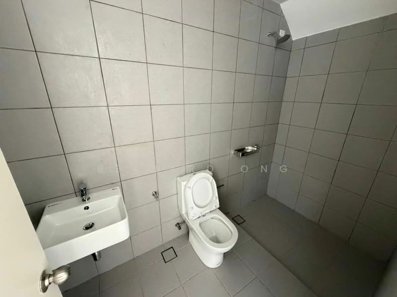 2-storey Terraced House for Sale in Bandar Country Homes (Rawang) - Bernard Ong - Bathroom - PropertyGuru.com.my