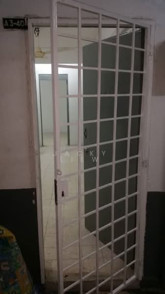 Apartment for Rent at Pelangi Apartment - Jacky Liew - Corridor - PropertyGuru.com.my