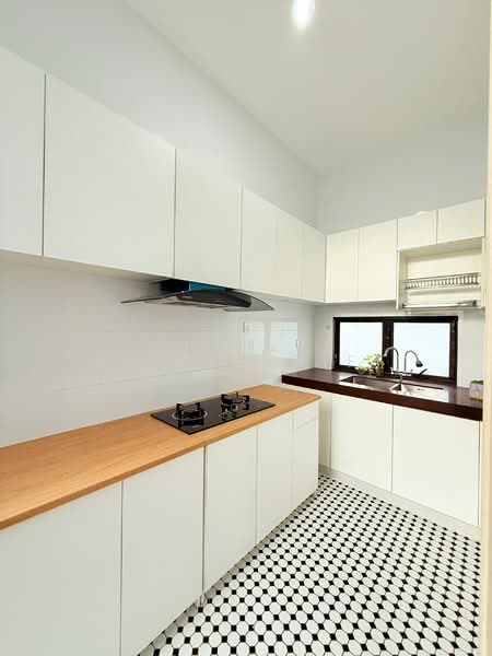 3-storey Terraced House for Rent in Cyberjaya (Selangor) - BILYA ARIFF - Kitchen - PropertyGuru.com.my