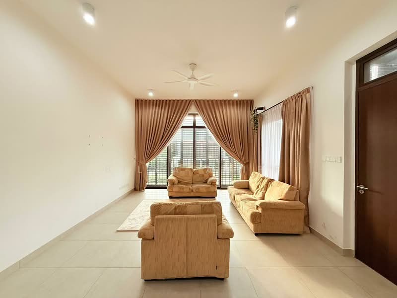 3-storey Terraced House for Rent in Cyberjaya (Selangor) - BILYA ARIFF - Living Room - PropertyGuru.com.my