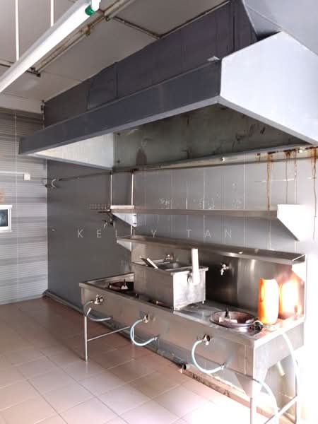 Shop / Office for Rent in Taman Raja Ekram (Ipoh) - Kelly Tan - Kitchen - PropertyGuru.com.my