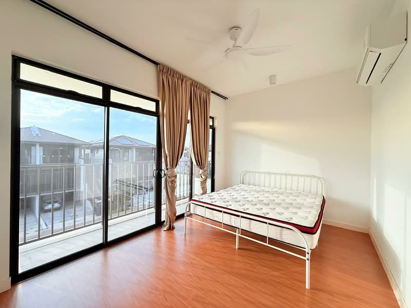 3-storey Terraced House for Sale in Cyberjaya (Selangor) - BILYA ARIFF - Bedroom - PropertyGuru.com.my