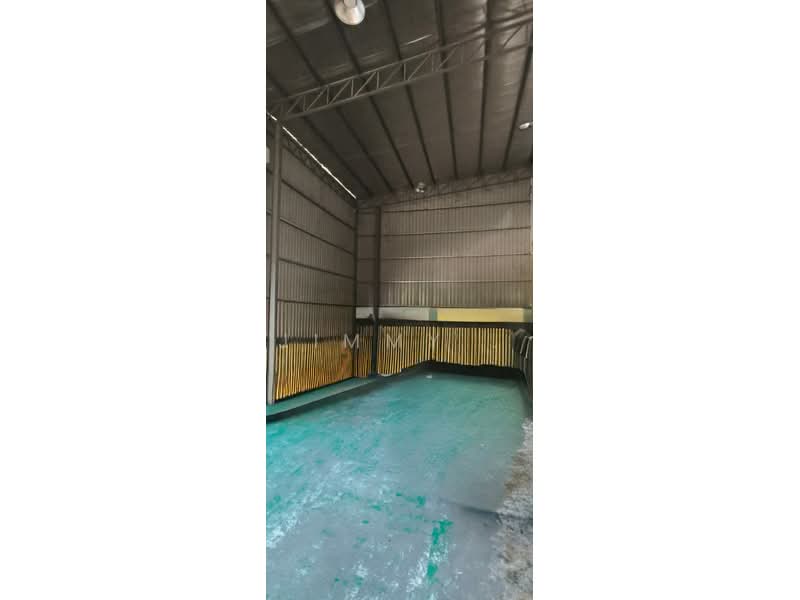 Factory for Rent in Taman Desa Idaman (Senai) - Jimmy . - Pool - PropertyGuru.com.my