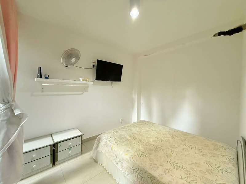 3-storey Terraced House for Rent in Cyberjaya (Selangor) - BILYA ARIFF - Bedroom - PropertyGuru.com.my