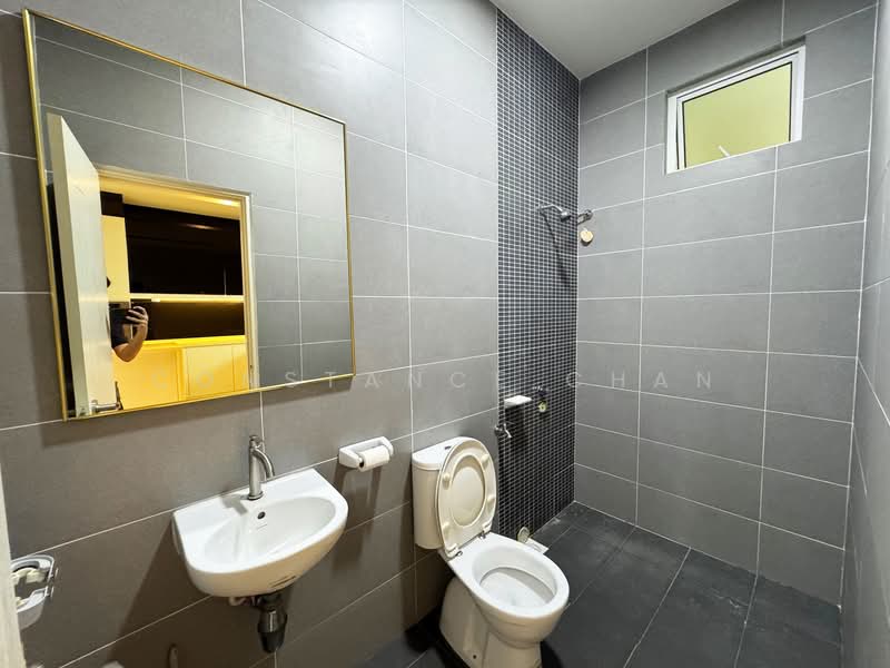Semi-Detached House for Rent in Senibong Villas (Masai) - Constance Chan - Bathroom - PropertyGuru.com.my