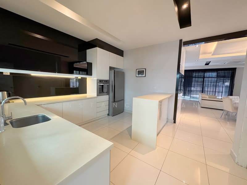Semi-Detached House for Rent in Senibong Villas (Masai) - Constance Chan - Kitchen - PropertyGuru.com.my
