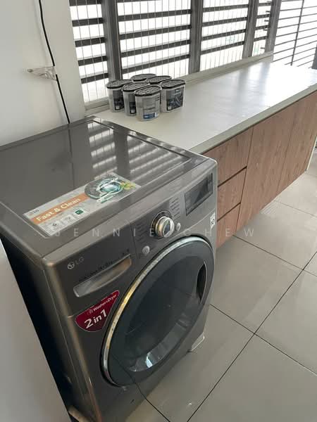 For Rent - Molek Pine 4