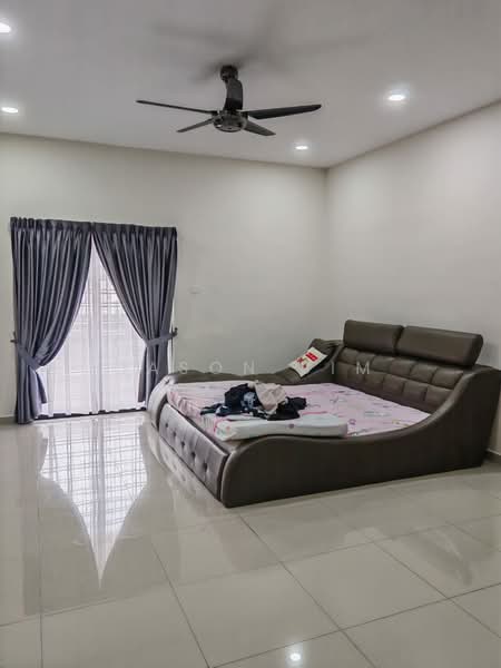 Taman Ehsan Jaya untuk Untuk Dijual - RM 828,000, Mac 2026 - Bedroom - PropertyGuru.com.my